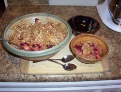 photo of a bowl and measuring cups making apple crisp