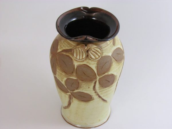 Vase, Cream/Tan