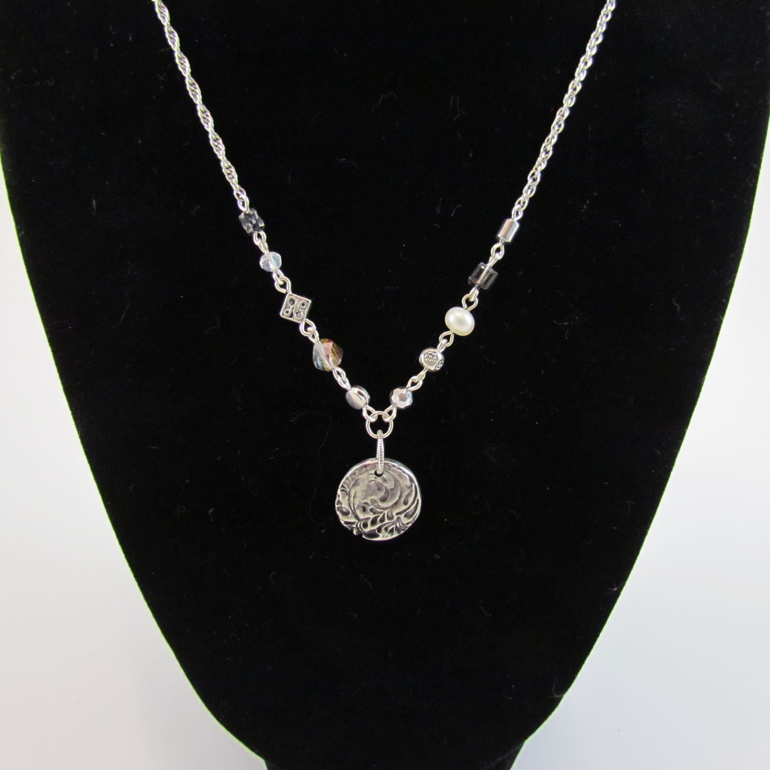 Freshwater Pearl and Pewter Circle Pendent Necklace