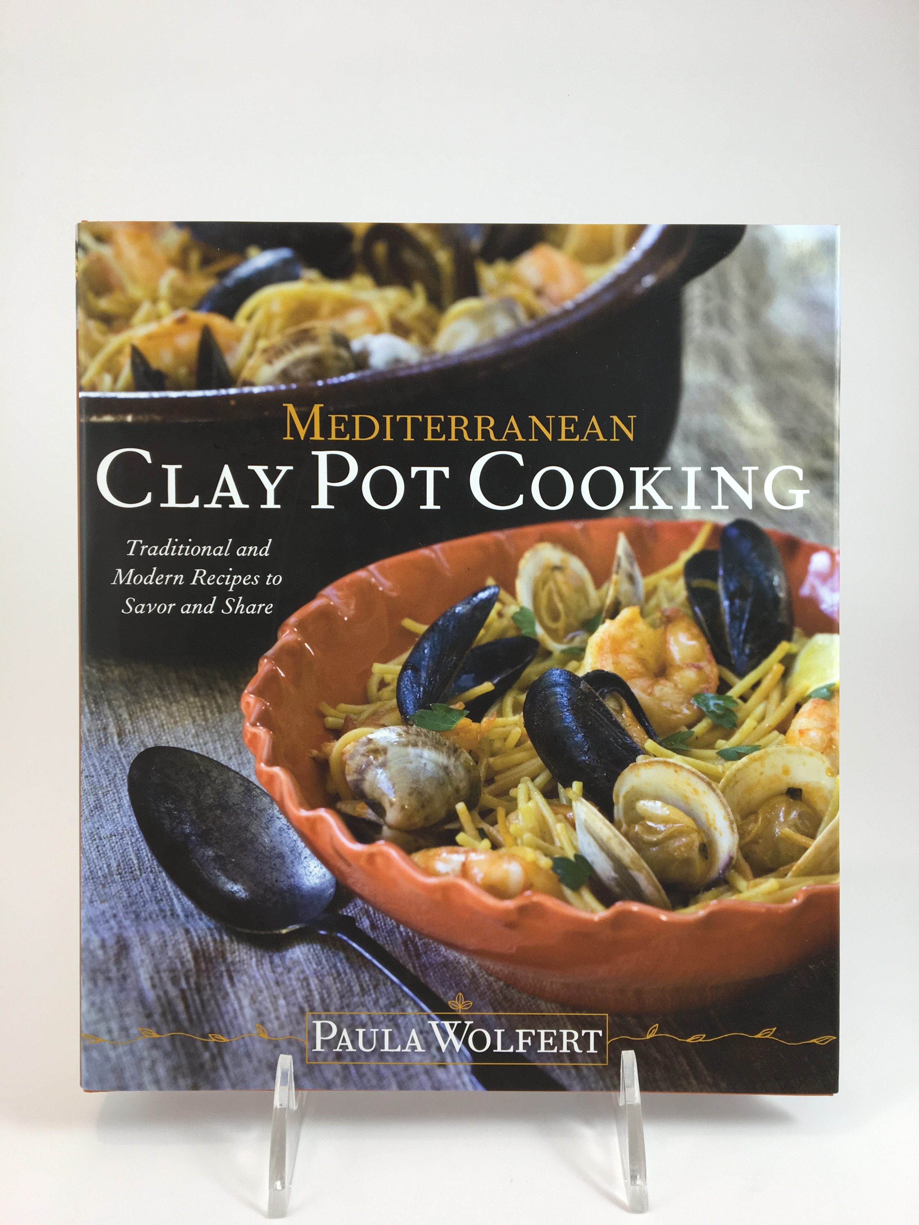 Clay Coyote Dutch Oven and Cookbook