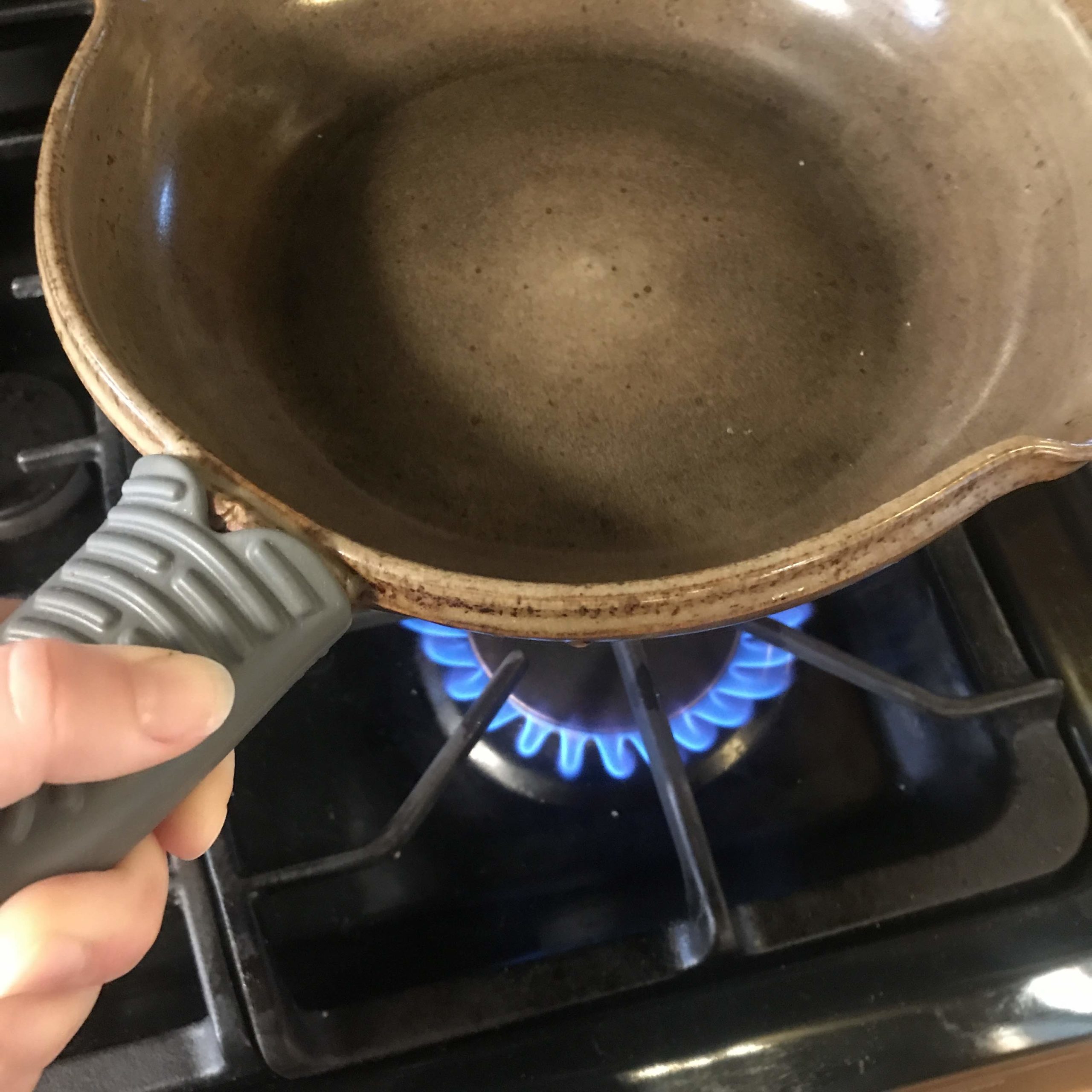 Le Creuset Silicone Cool Tool Handle Sleeve on our flameware small skillet