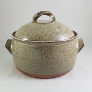 Clay Coyote Dutch Oven made out of Flameware clay (3 quarts)
