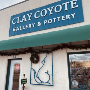 Downtown Hutchinson, MN: Clay Coyote Gallery & Pottery holiday decorations 2021